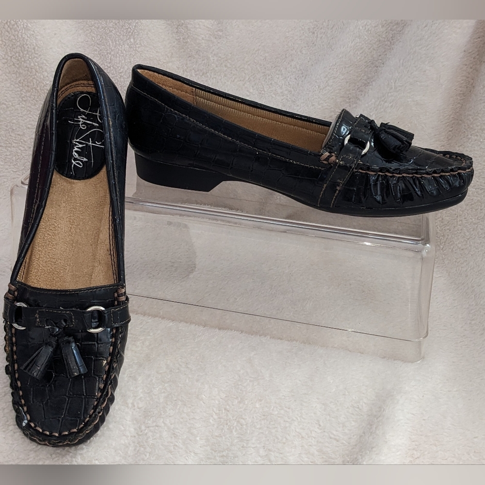 Size 7 Life Stride Loafers
